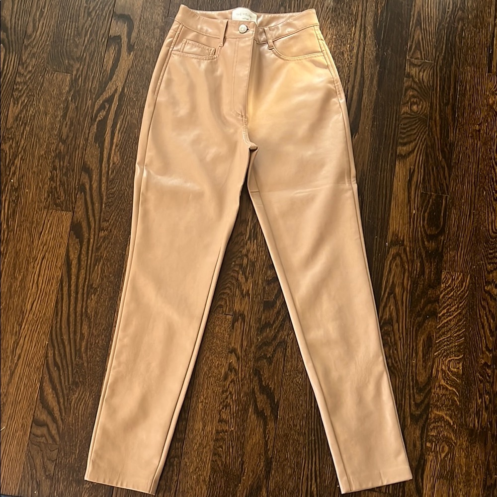 Aritzia Wilfred Ankle Straight Pants in Tan